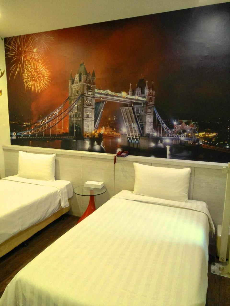 Anshun Hotel Тайчжун Экстерьер фото