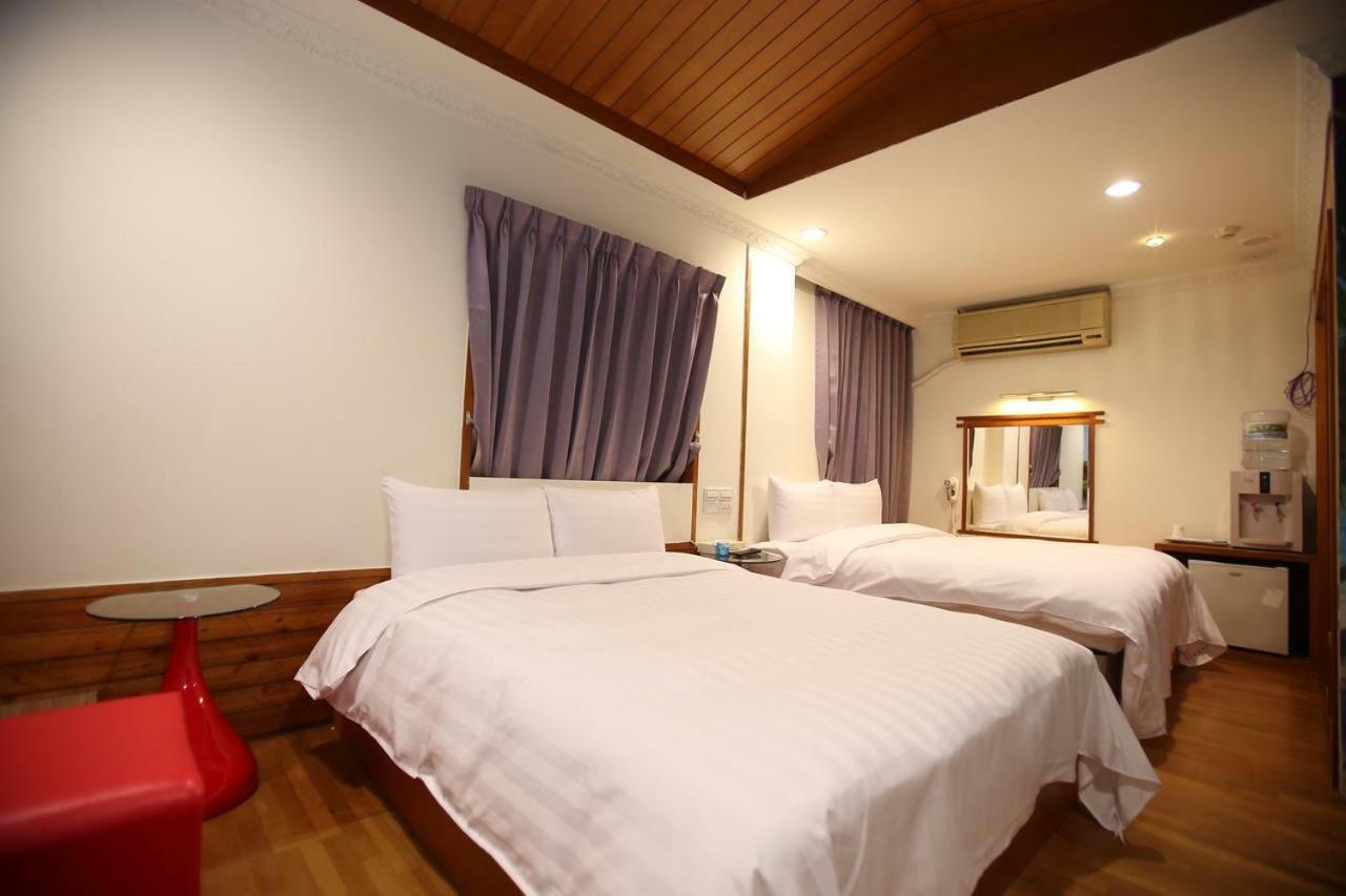 Anshun Hotel Тайчжун Экстерьер фото